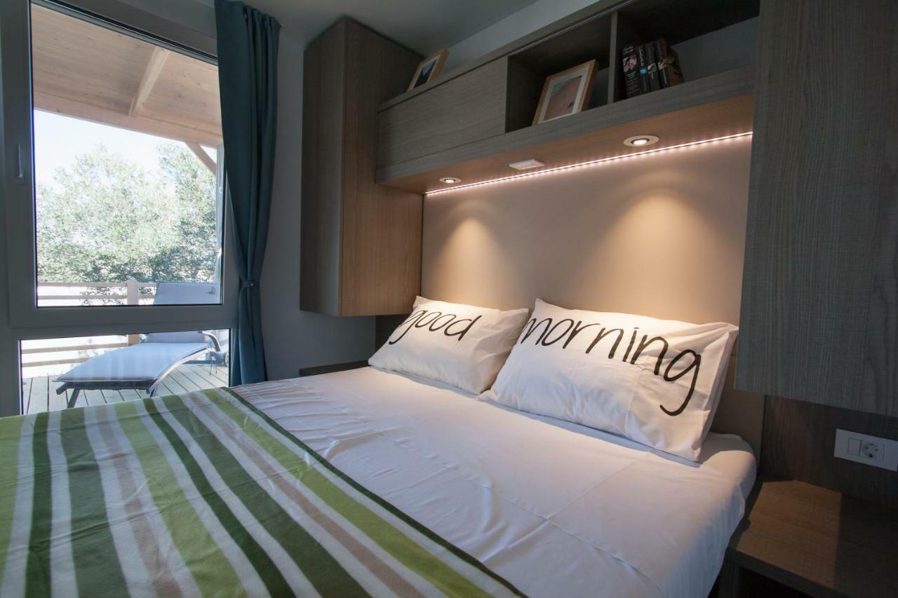 Adrijela Mobile Home Jezera Eksteriør billede