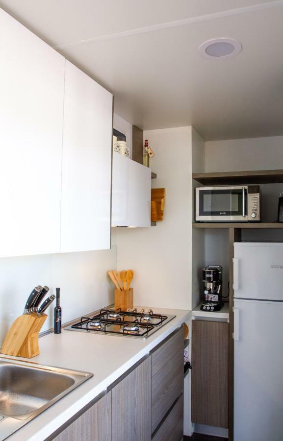 Adrijela Mobile Home Jezera Eksteriør billede